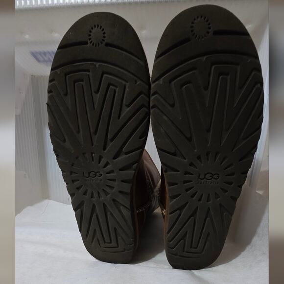 UGG AUSTRALIA CLASSIC SHORT LEATHER BOMBER BROWN CHESTNUT Size 7 - Picture 6 of 11